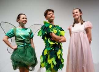 Peter Pan spicca il volo all’Aldo Moro con il musical “Neverland”
